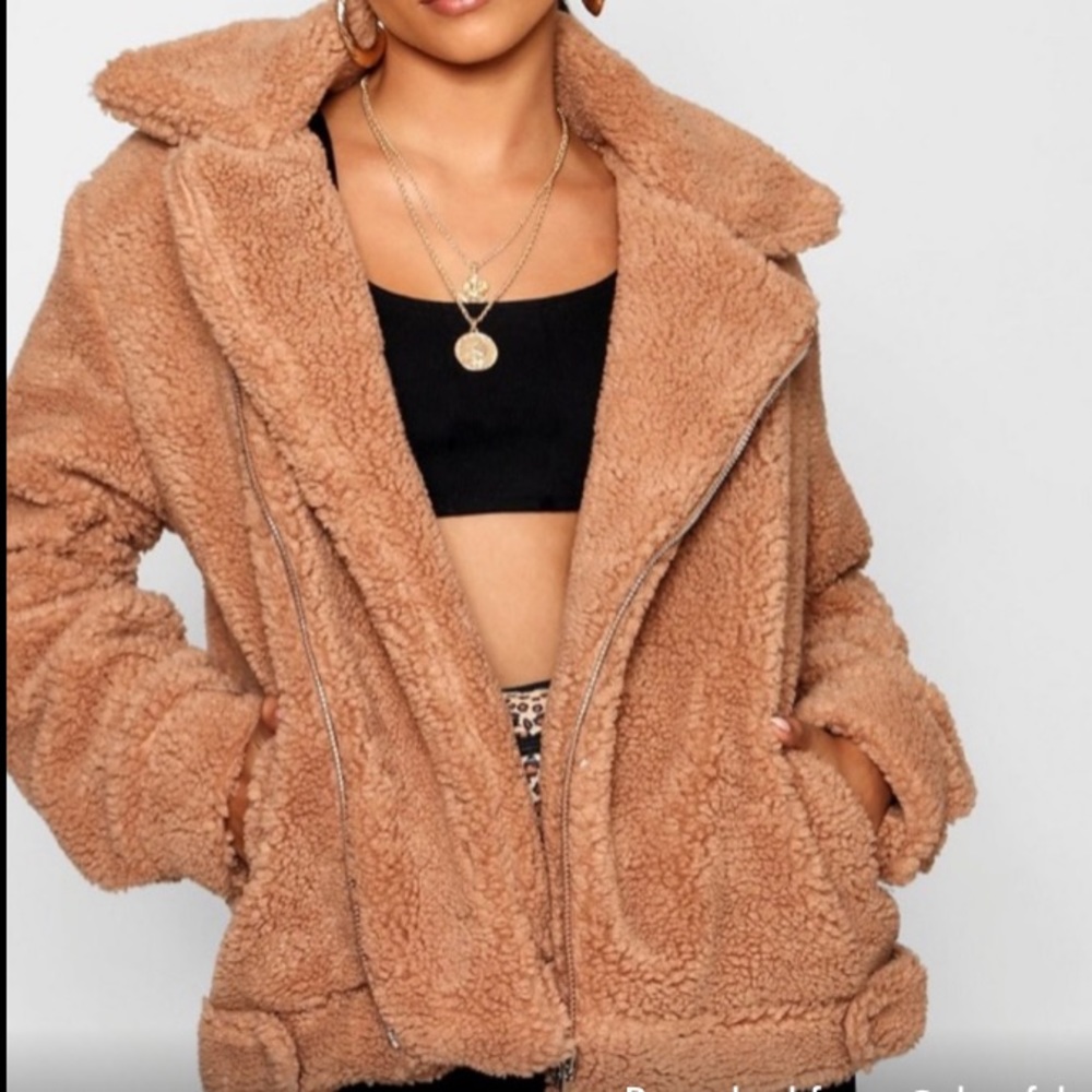 COPY Boo Hoo Teddy Coat!!